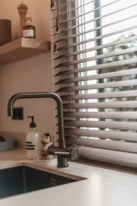Houten jaloezieën op maat