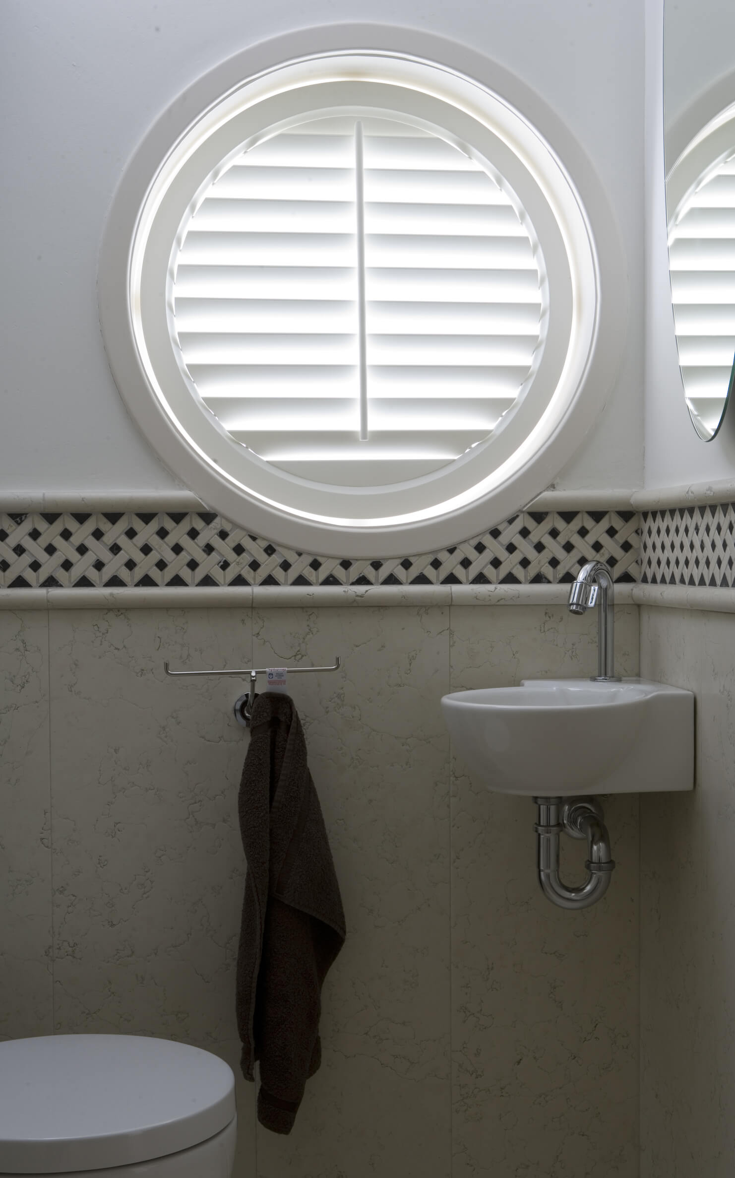 raambekleding-voor-een-rond-raam